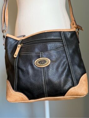 B.O.C. Cross body shoulder bag.